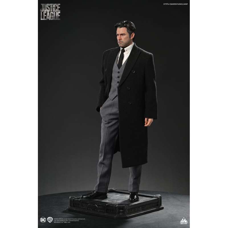 SPOTT-GR Justice League - Φιγούρα (Αναλογία 1/4) Bruce Wayne (Ben Affleck) Μεγέθους 51cm