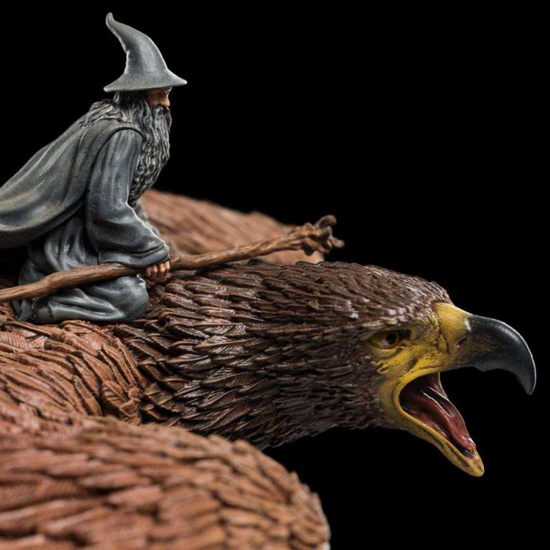SPOTT-GR Lord of the Rings - Διακοσμητική Φιγούρα Gandalf on Gwaihir με Ύψος 15cm