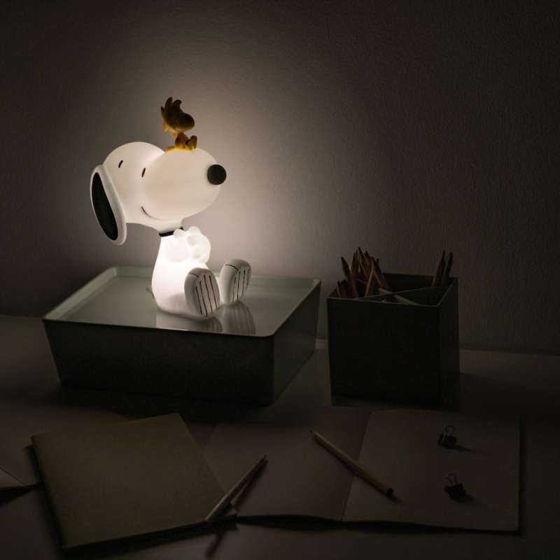 SPOTT-GR Peanuts - Φωτιστικό Snoopy με Υποδοχή Type-C σε Άσπρο Χρώμα