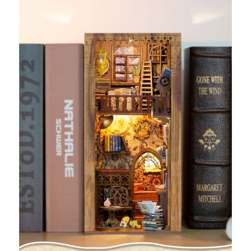 SPOTT-GR Book Nook Eternal Bookstore - Διόραμα με Διαστάσεις 23 x 11cm