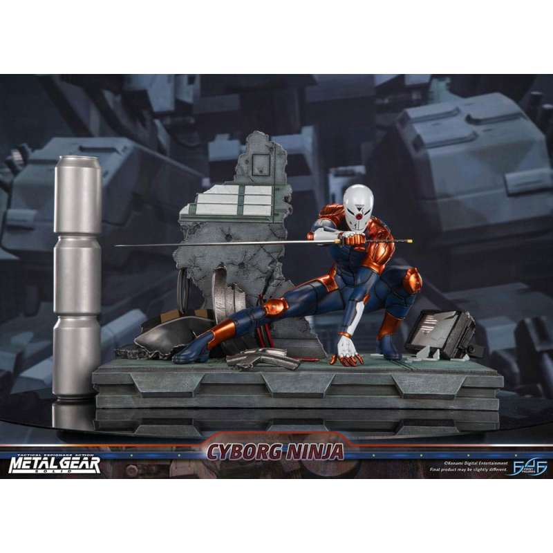 SPOTT-GR Metal Gear Solid - Φιγούρα Cyborg Ninja (Gray Fox) Μεγέθους 41cm