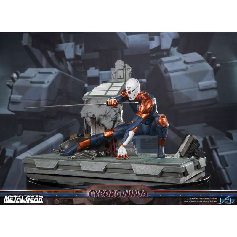 SPOTT-GR Metal Gear Solid - Φιγούρα Cyborg Ninja (Gray Fox) Μεγέθους 41cm
